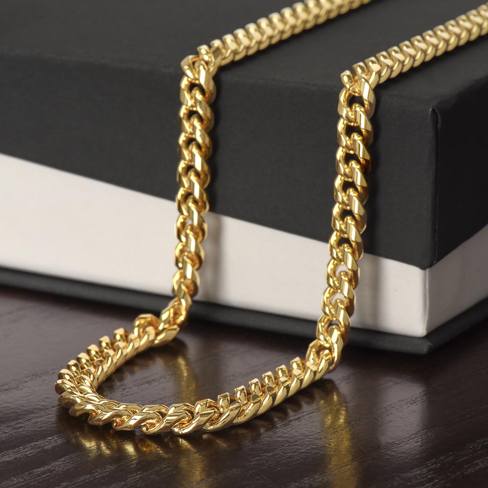 Cuban Link Chain Necklace 18k Yellow Gold Standard Gift Box cuban-link-chain-necklace-gold-with-gift-box