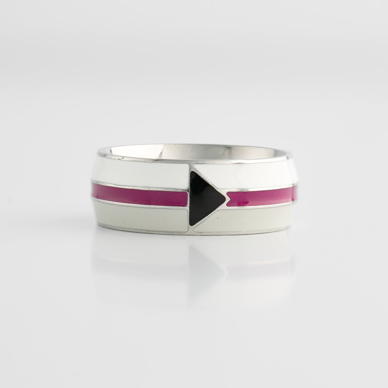 Silver ring with demisexual pride flag colored stripes on a white background