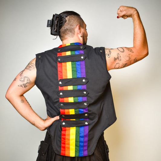 Versatta - LGBTQ+ Pride Rainbow Raider Vest