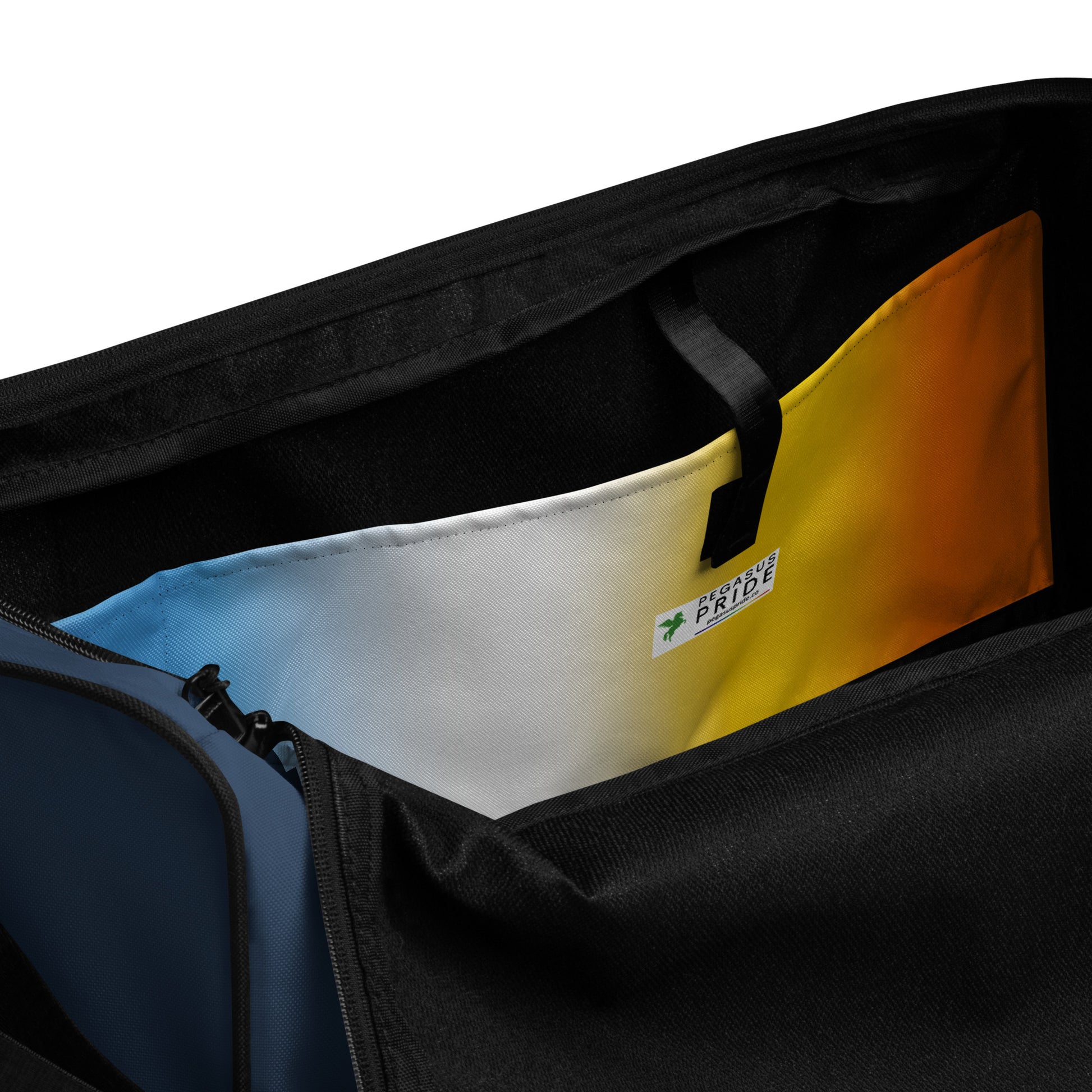 Aroace Pride Weekender Duffel Bag in Ombre aroace-pride-weekender-duffel-bag-ombre-inside-pocket